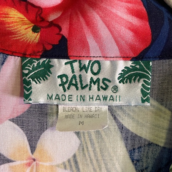 Two Palms Hawaiian Shirt - Picture 4 of 4